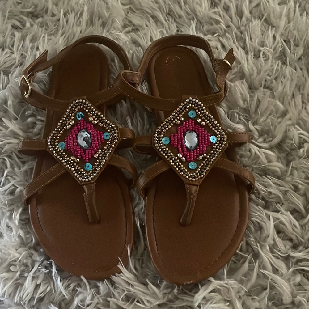 Size 4 Sandal, Brand: Cherokee